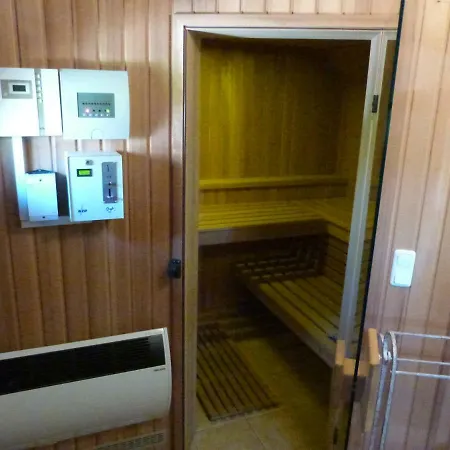 Altes Schleusenhaus *